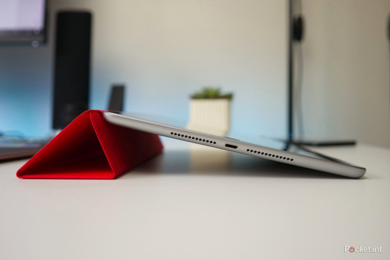 Apple iPad (2017) review: Solid, affordable full-size tablet