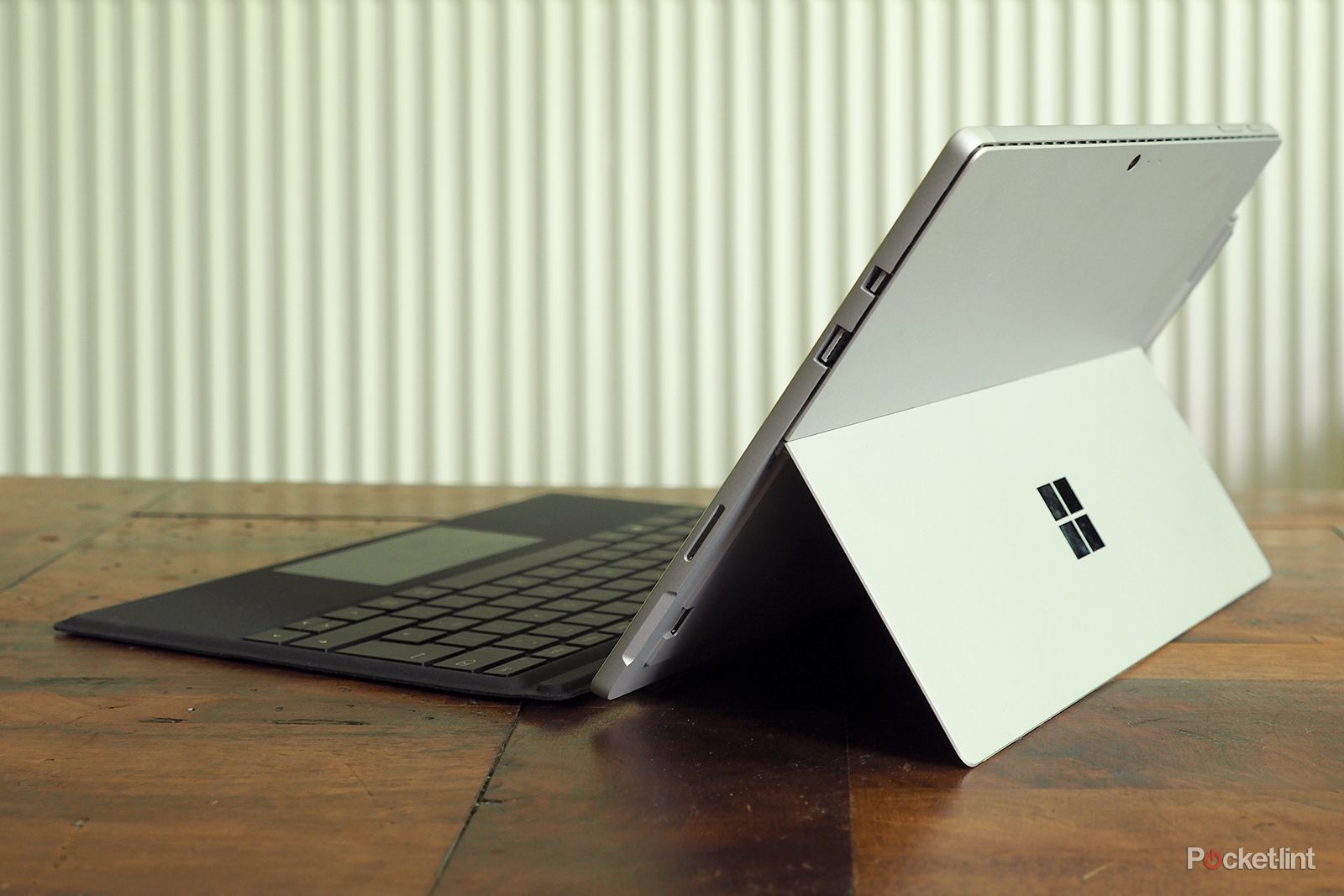 Microsoft Surface Pro (2017) – 良好な状態 Microsoft Surface Pro (2017) – 良好な状態 Microsoft Surface Pro