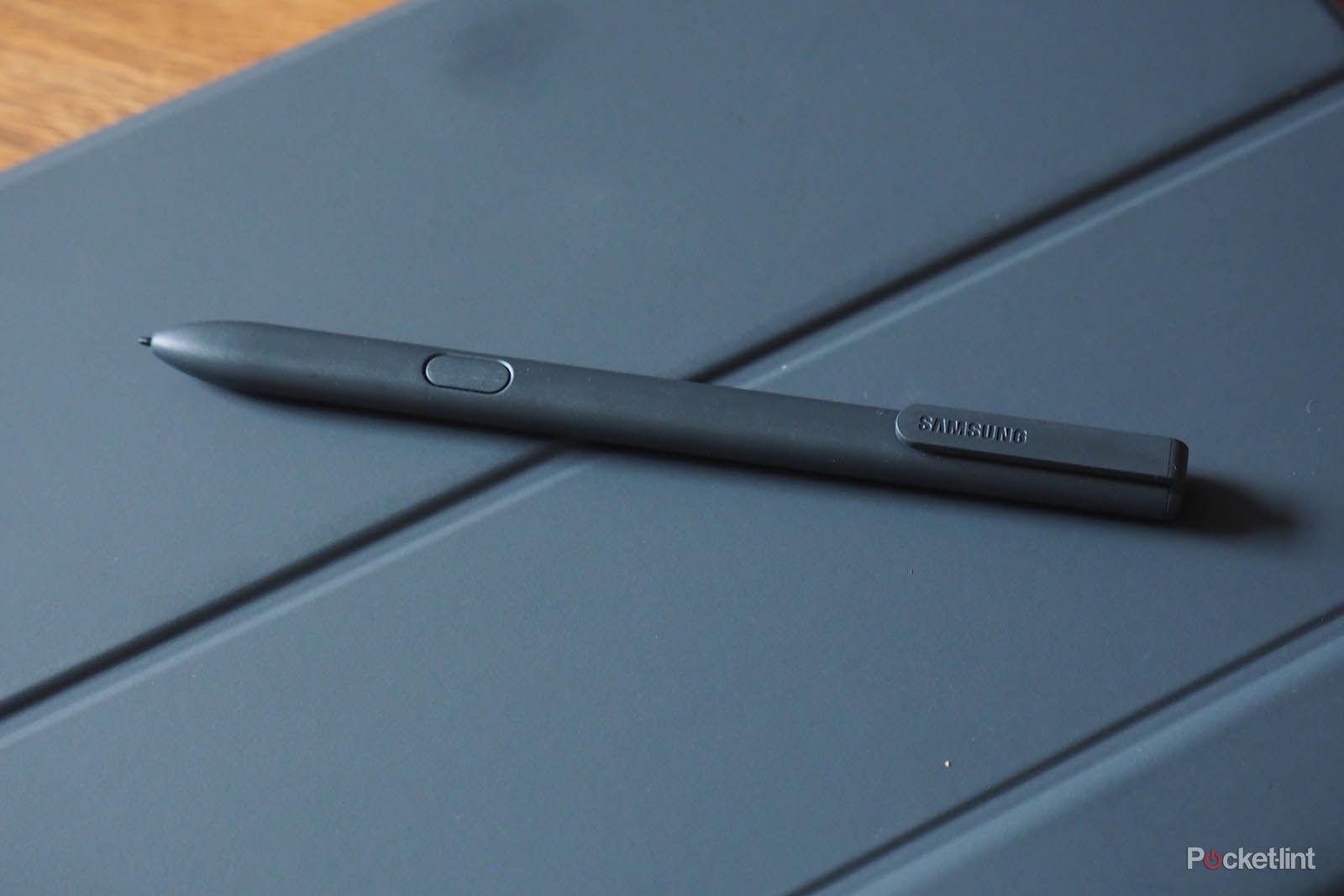 Samsung Galaxy Book (10.6 inch) review: The affordable, long