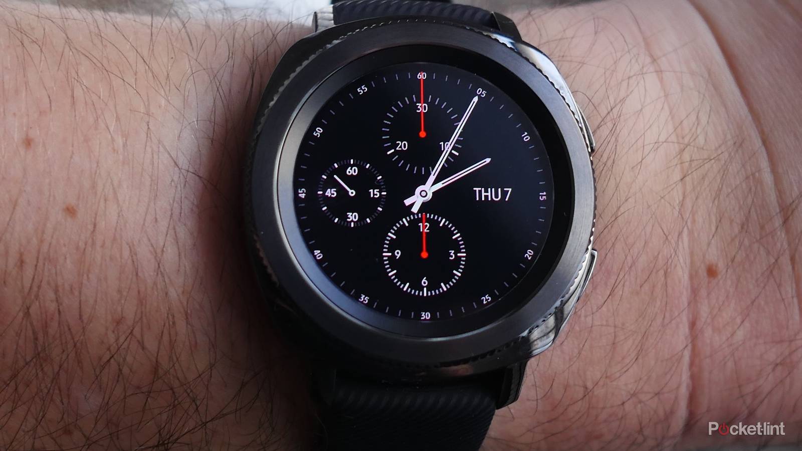 Samsung Gear Sport review: Health-tracking in a compact and capable package