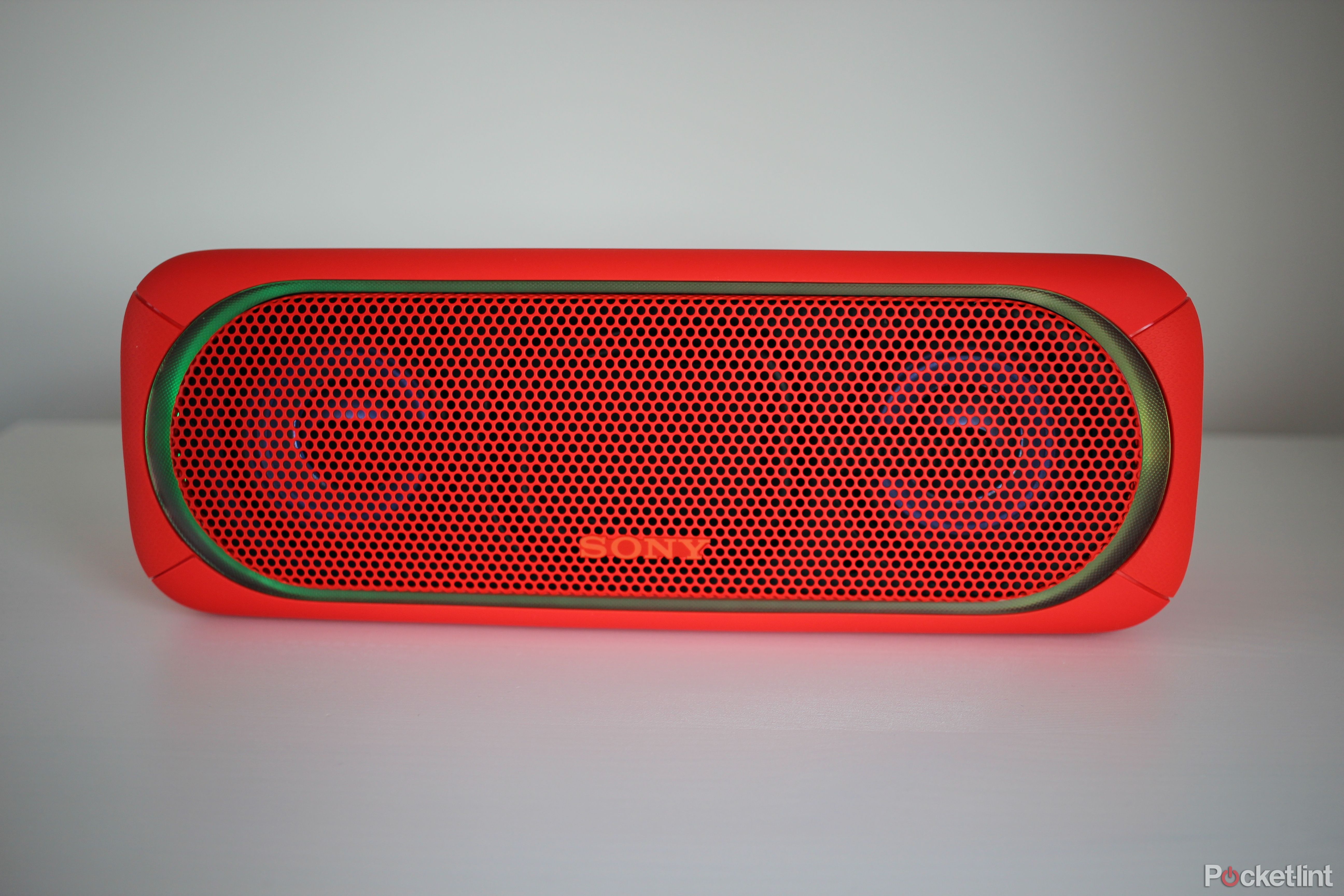 Sony SRS-XB40 review: Blinded by the lights, filthy urban bass
