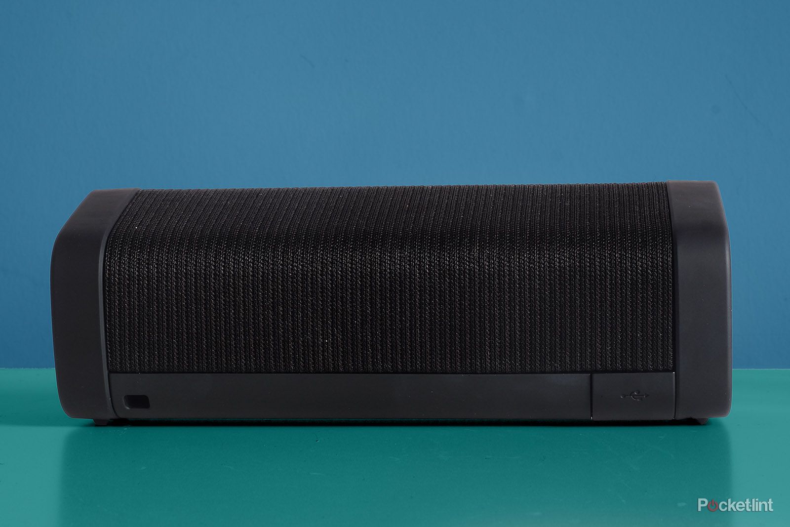 スピーカー・ウーファー DENON envaya Portable Speaker DSB250BT Denon Envaya DSB-250BT Review: Renowned Audio Brand's High