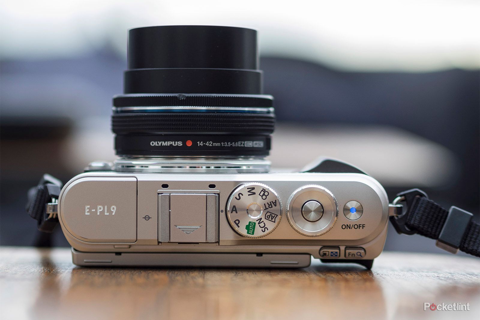 Olympus Pen E-PL9 initial review: Modest updates for the