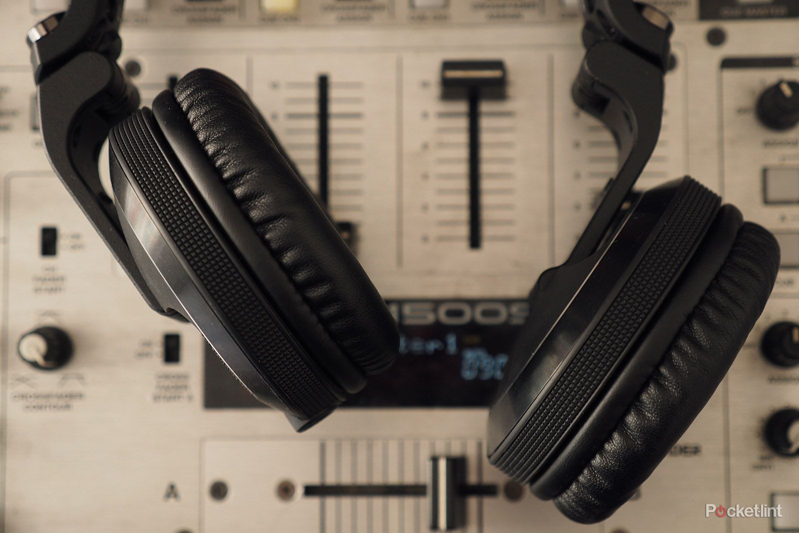 Pioneer HDJ-X7 review: Pump up the volume