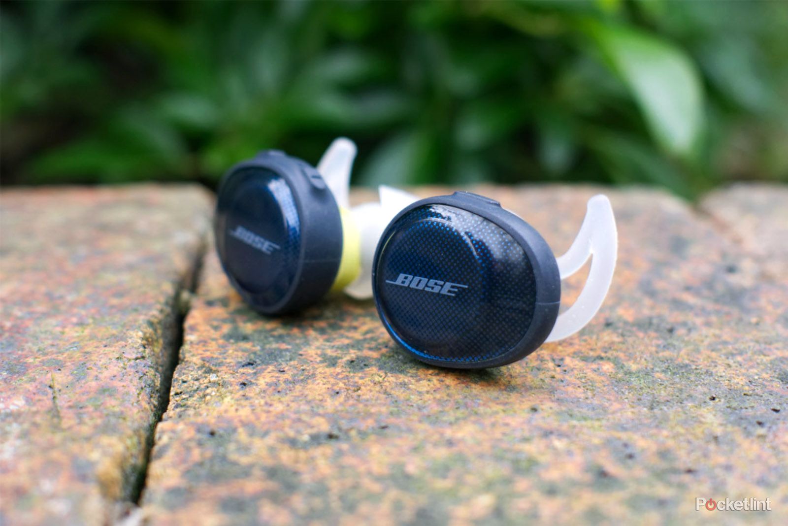 Bose SoundSport Free review: The best wire-free sports earphones