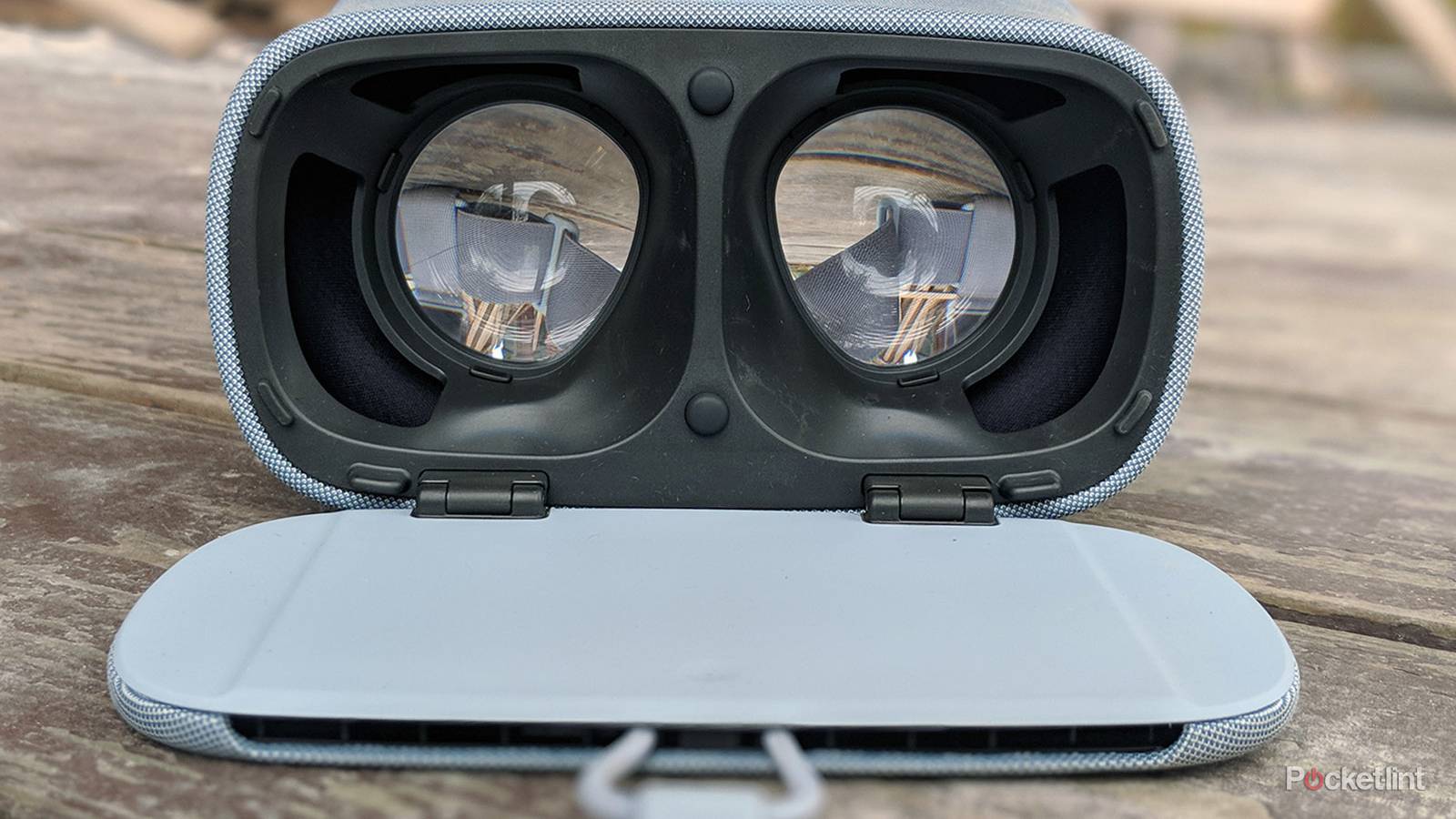 Google and LG are developing a high-res, 120Hz VR display