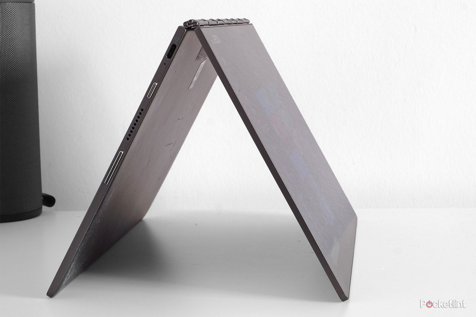 Lenovo Yoga Book 2 review: The keyless laptop returns