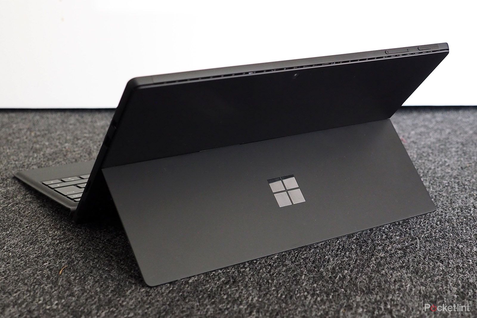 Microsoft Surface Pro 6 review image 2