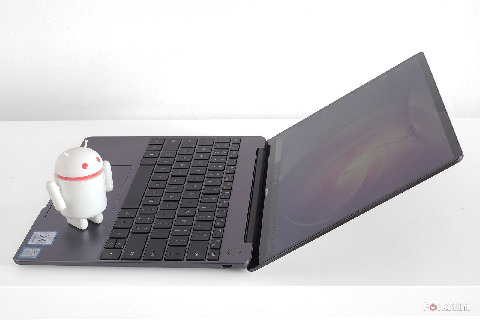 （陰キャ)HUAWEI MateBook 13 Grey 2台目　超美品 Huawei MateBook 13 review (Core i7, Nvidia GPU, 3:2 13-inch