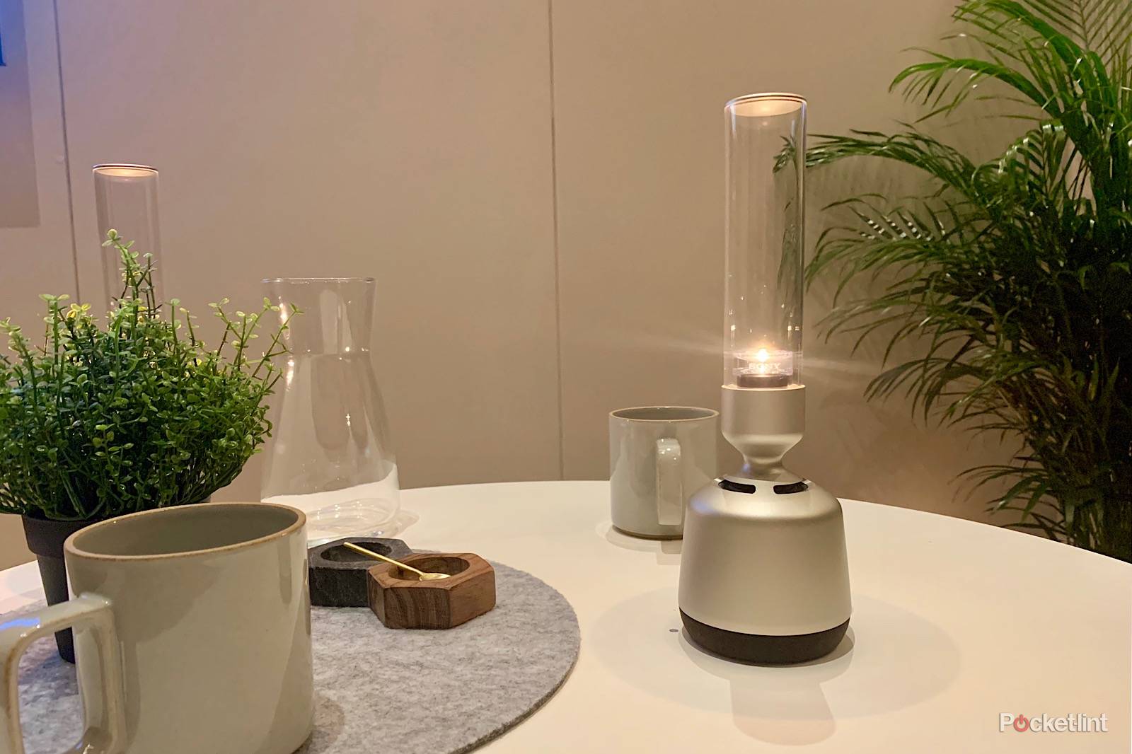 Sony LSPX-S2 Glass Sound Speaker is perfect for those romantic moments