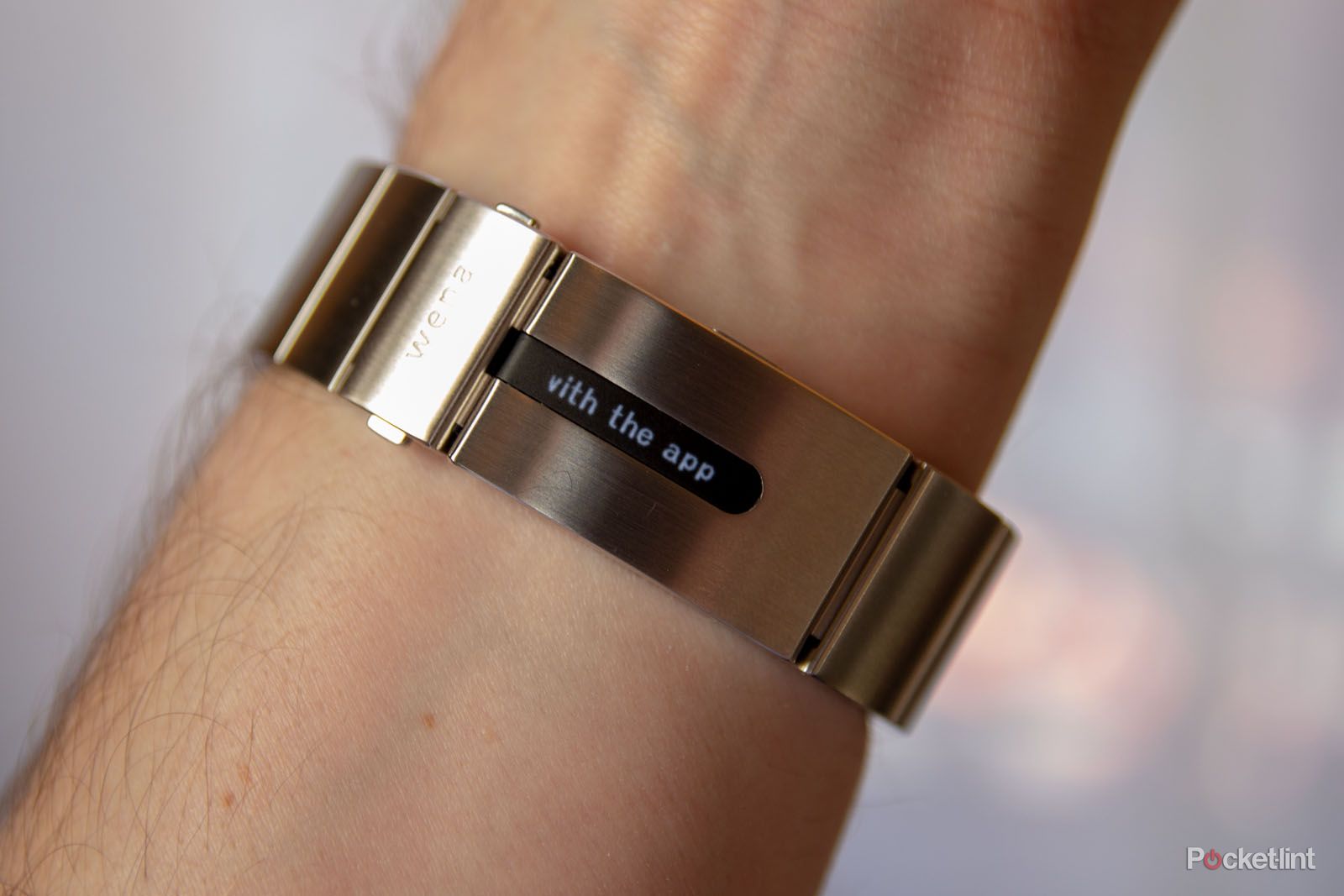 SONY - ソニースマートバンドwena wrist pro ソニーのハイブリッド型スマートウォッチ「wena™ wrist」が海外