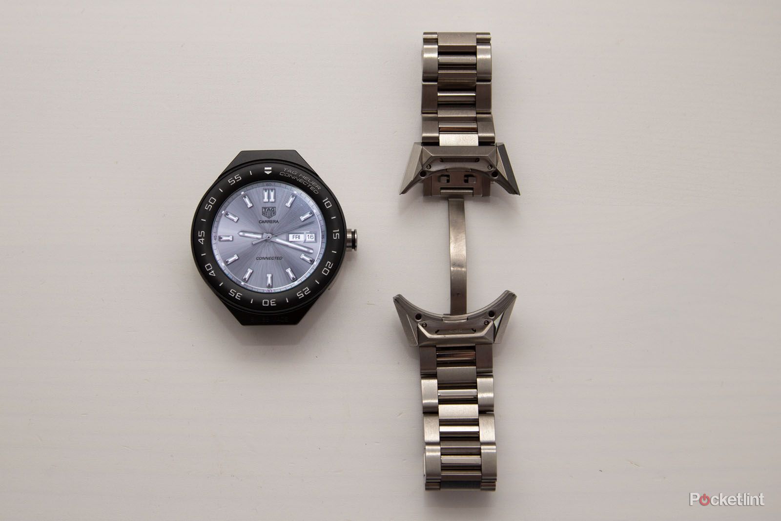 147059-smartwatches-review-tag