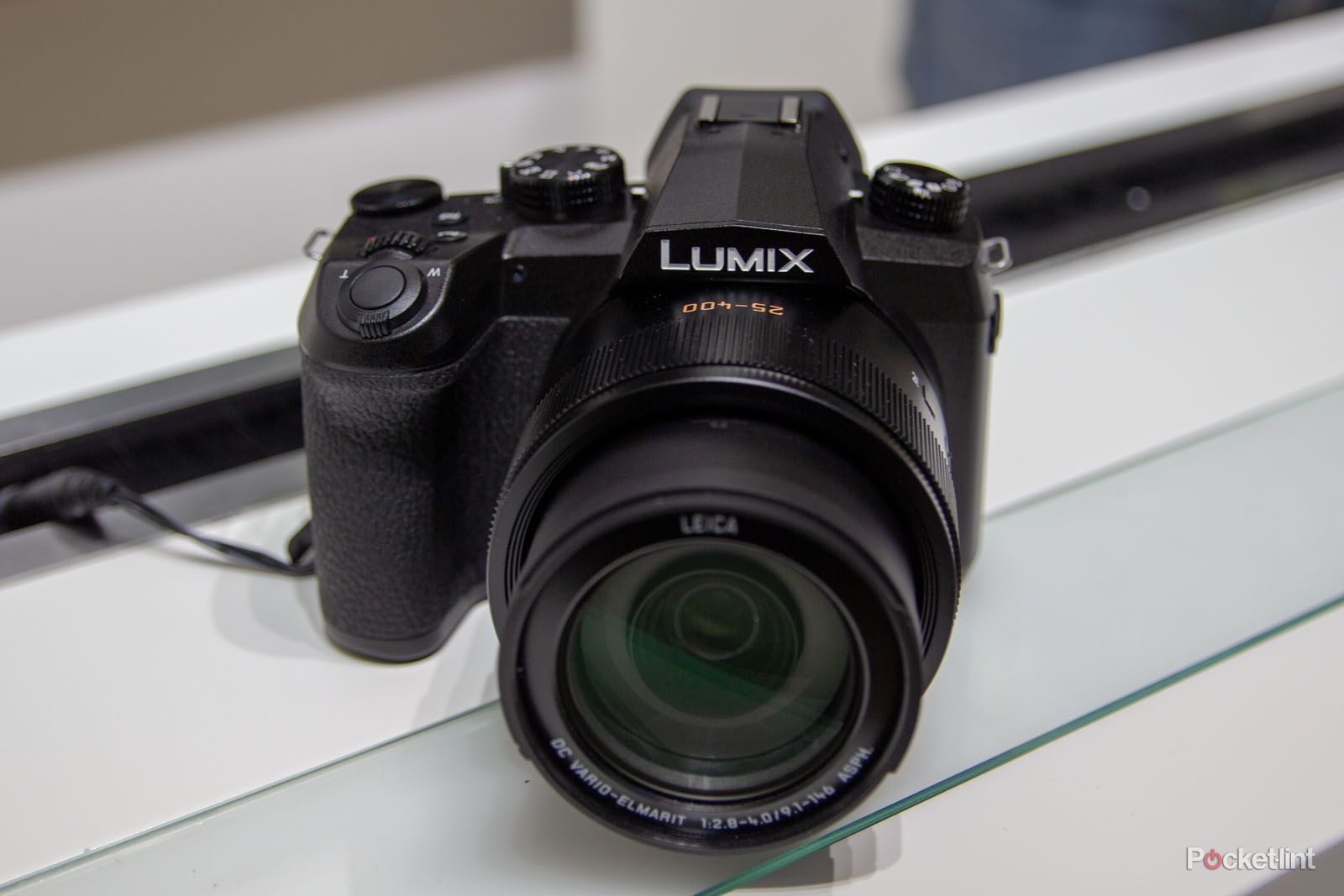 Panasonic FZ1000 MkII is the all-in-one big zoom package