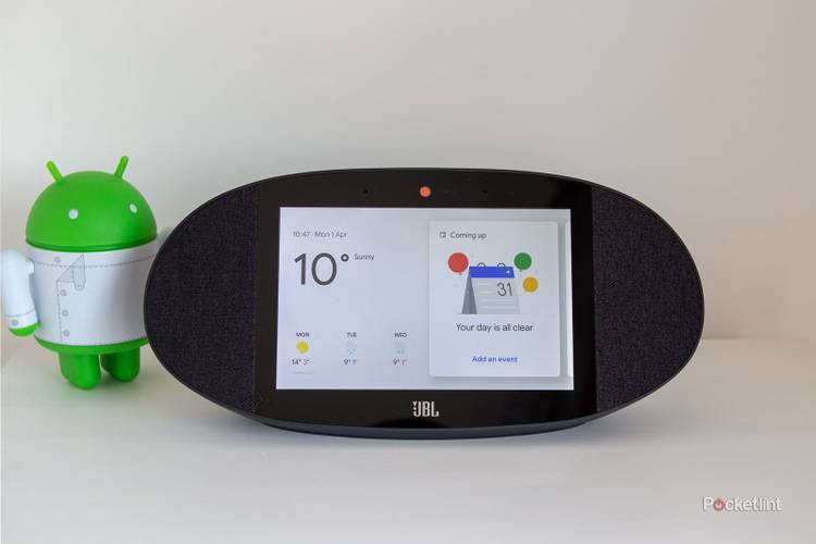 JBL Link View review: Bringing bass to the Google goodness