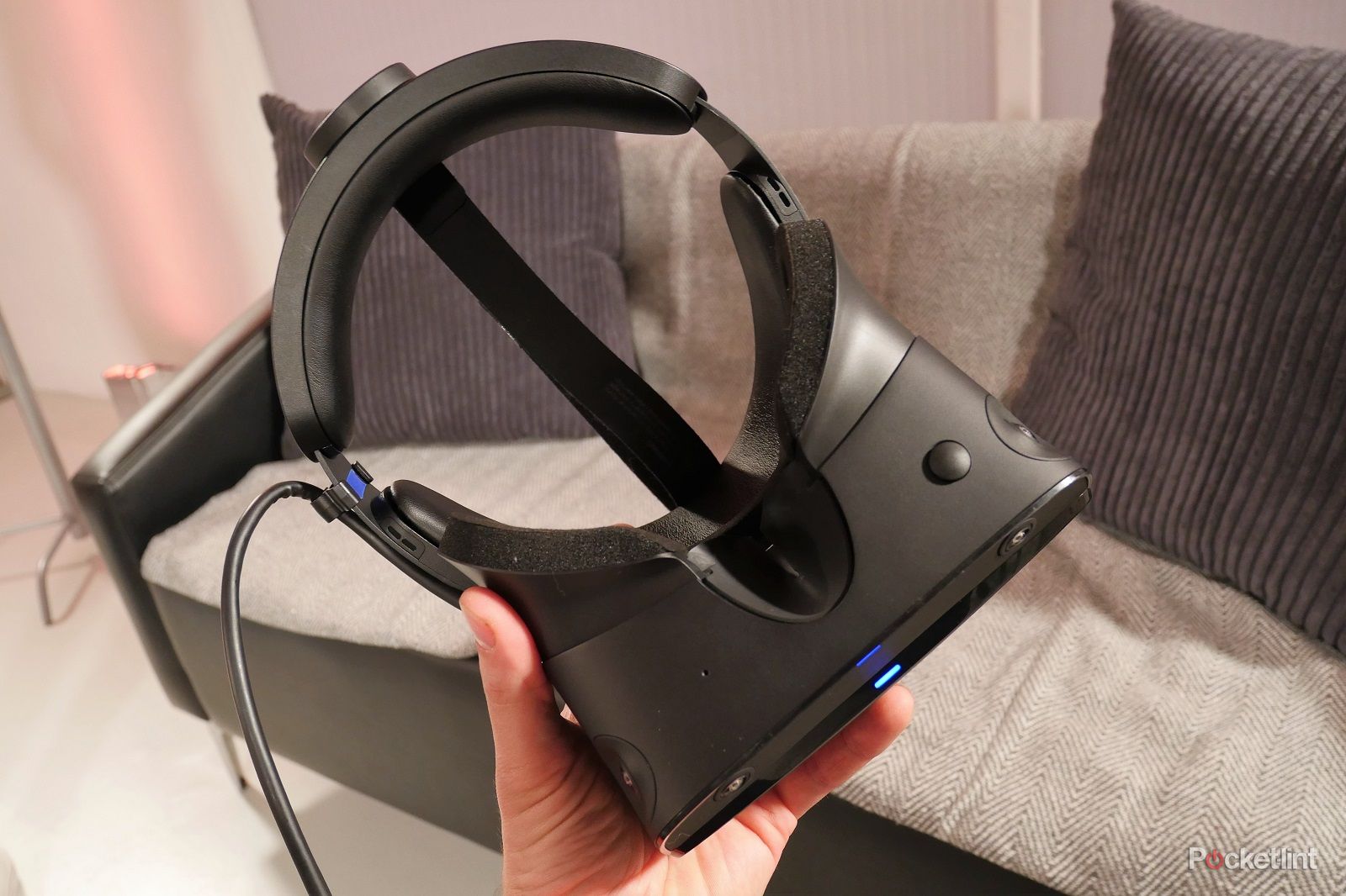 その他 VR chat  VR  lift S ハイエンドVRヘッドセットOculus Rift S実機レビュー | WIRED.jp