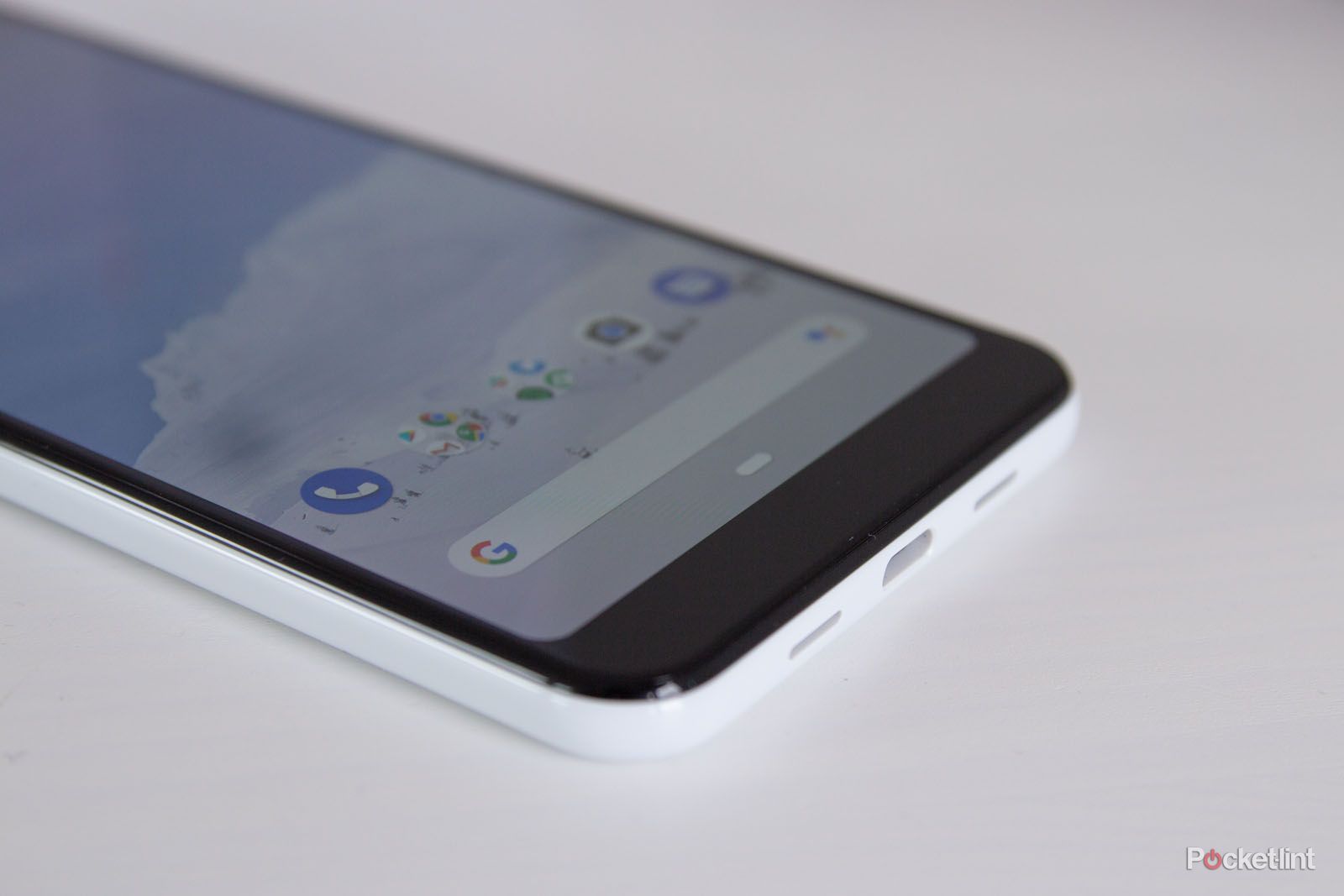 【中古・美品】Google Pixel 3a Clearly White Google Pixel 3a XL White, Factory Unlocked, Fast Charging