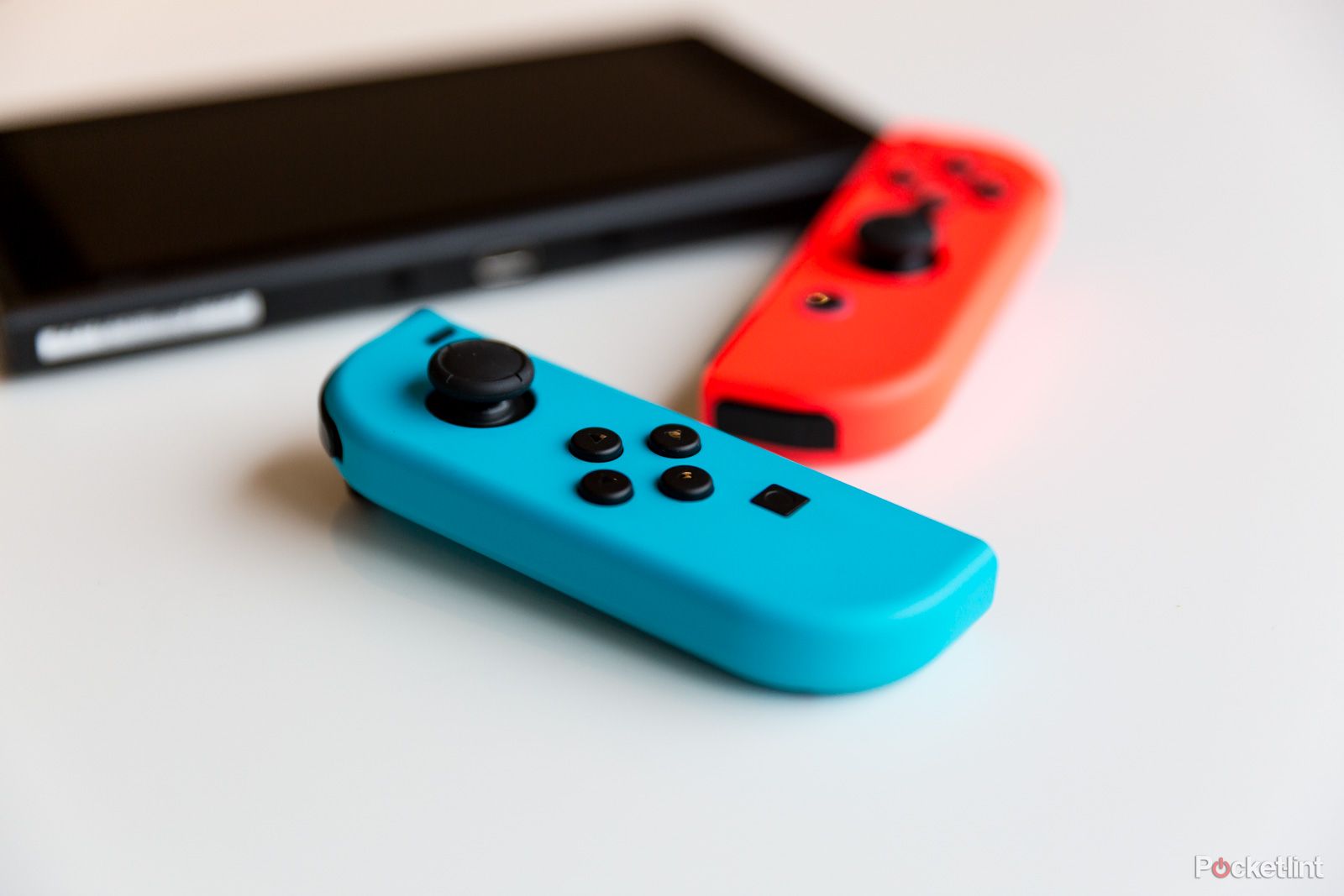 Nintendo Switch : Un brevet annonce l'arrivée d'un stylet intégré 