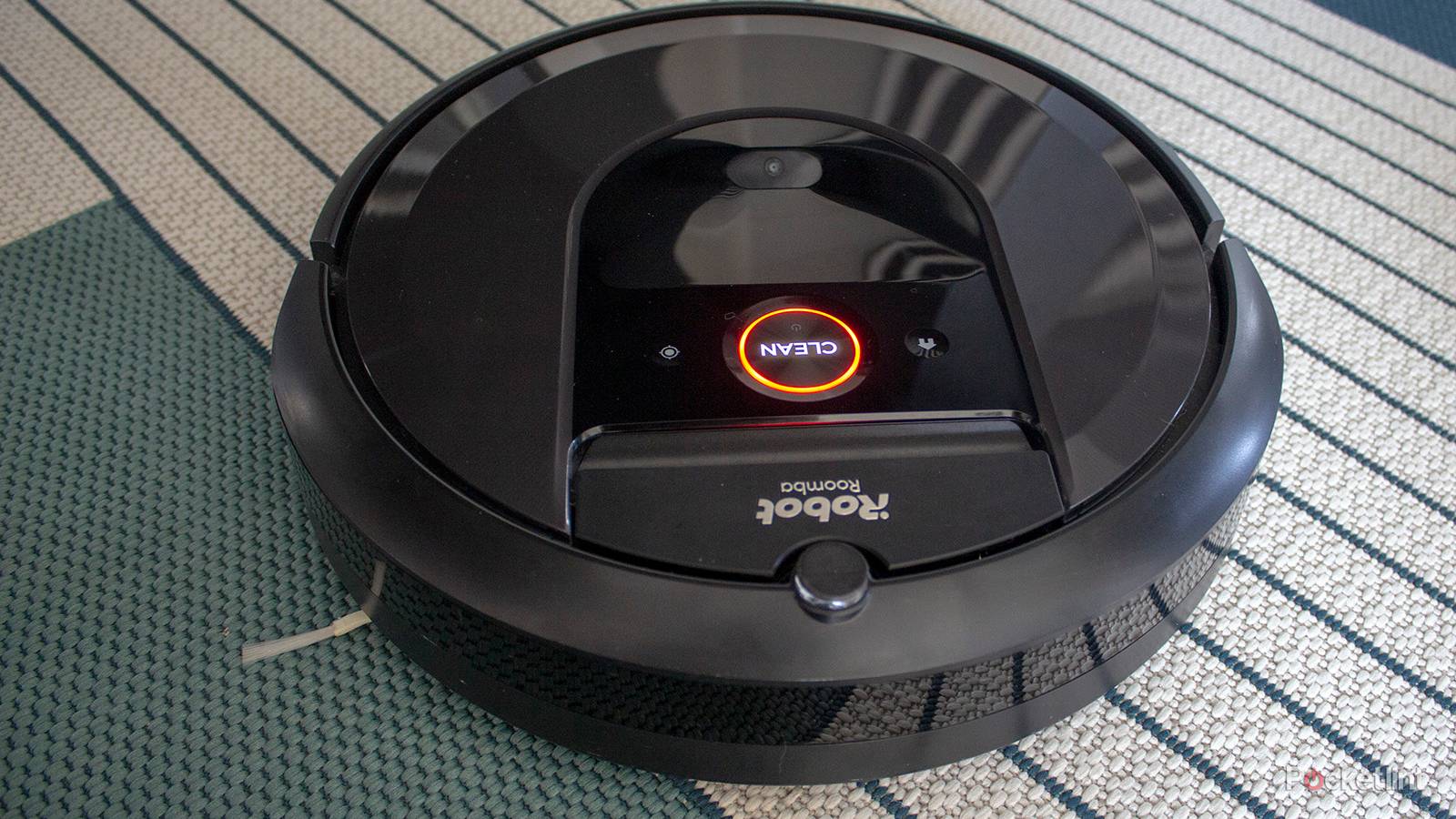 iRobot Roomba i7+ review