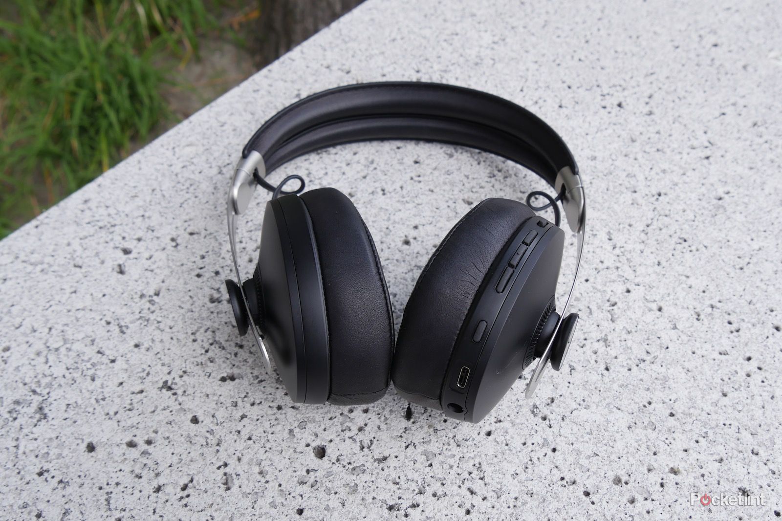 【極美品】SENNHEISER MOMENTUM wireless 3 L72589000002000-00-600x600.jpg