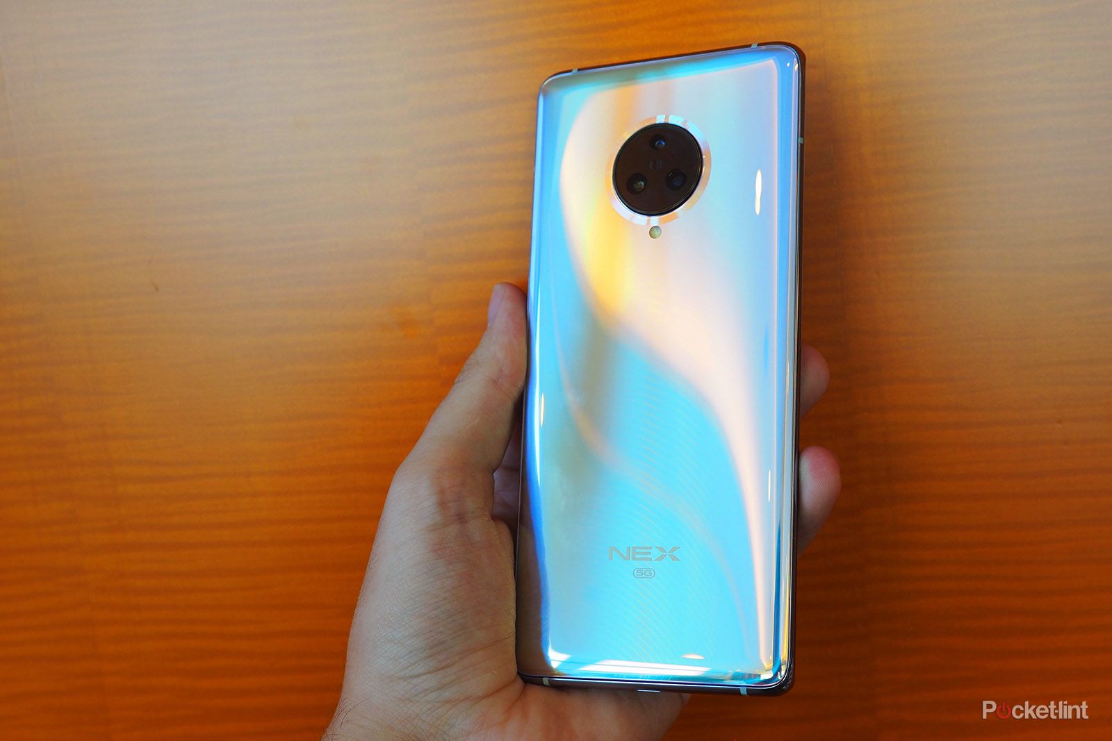 Vivo NEX 3 review: Waterfall display thrills and spills