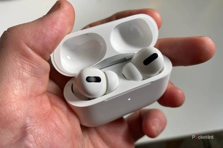 Wireless Earbuds Airpods Pro Review Sound Quality Apple AirPods