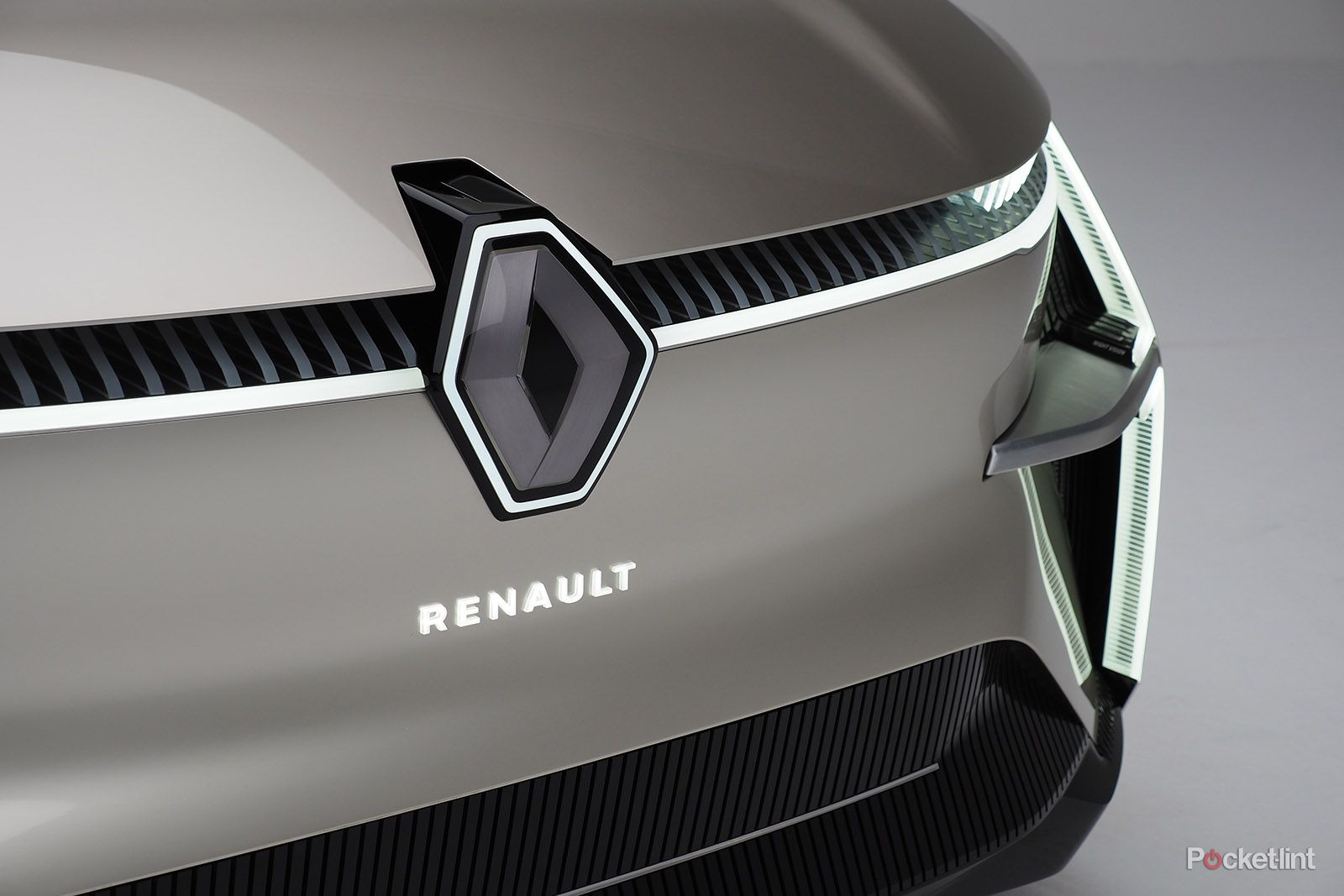 Renault Morphoz concept car physically extends. Here's why: