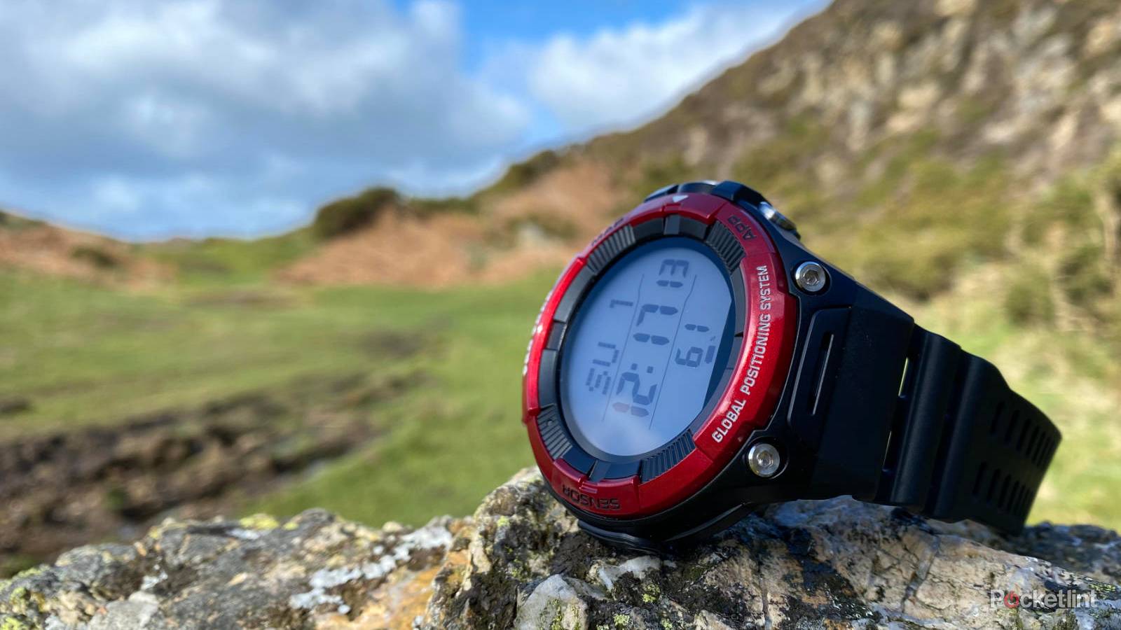 Casio WSD-F21HR review - Pocket-lint