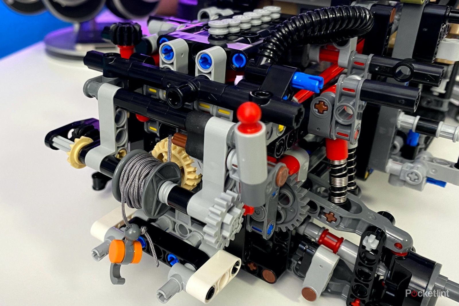 We built the Lego Technic Land Rover Defender, here's what the process ...