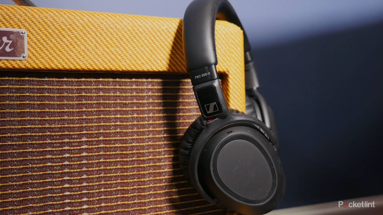 Sennheiser PXC 550-ii review: Fantastic travel headphones