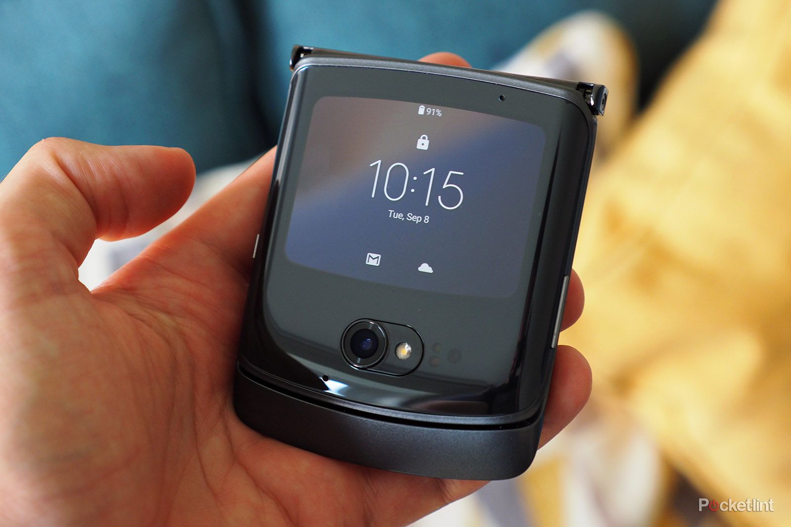 MOTOROLA　razr 5G　ジャンク Amazon.com: Motorola - moto razr 5G 256GB (Unlocked) - Polished