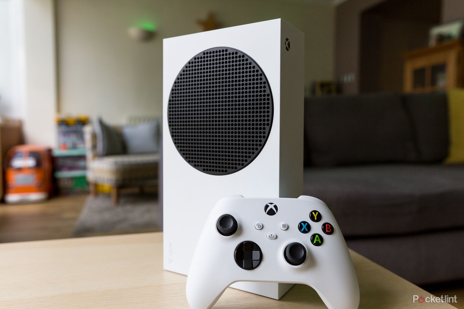 The Xbox Series S will play Xbox One S games but not One X titles