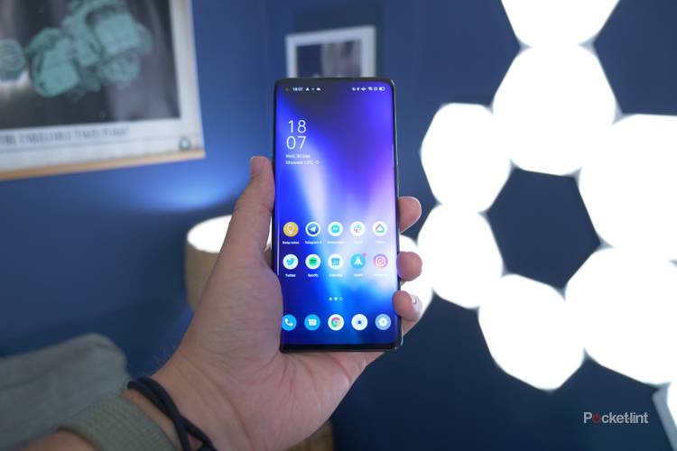 Chollazo! Hazte con el smartphone OPPO Reno 4 Pro 5G a mitad de precio