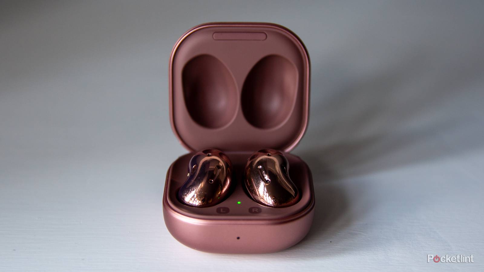 Samsung Galaxy Buds Live review: Different in a good way