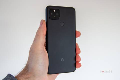 Google Pixel 4a 5G ブラック Google Pixel 4a 5G review: The bigger Pixel phone is best