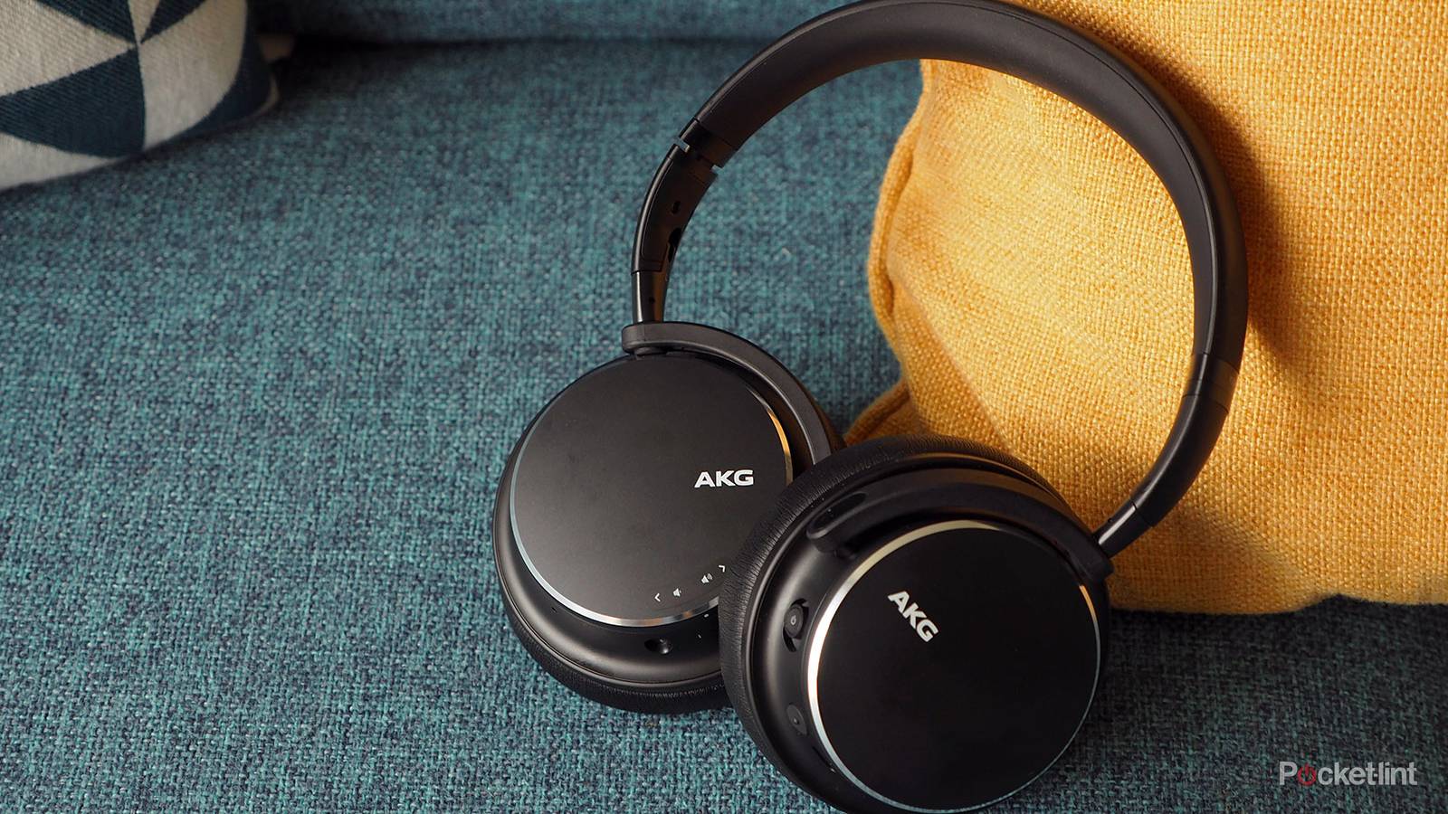 AKG Y600NC review: Supremely comfortable over-ears
