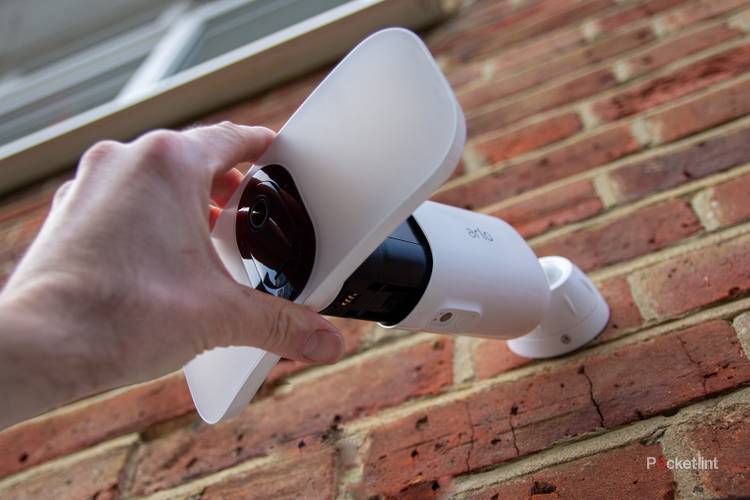 Review Arlo Pro Cam Arlo Pro Floodlight Camera Review