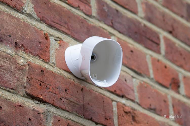 Arlo Pro Floodlight Camera review