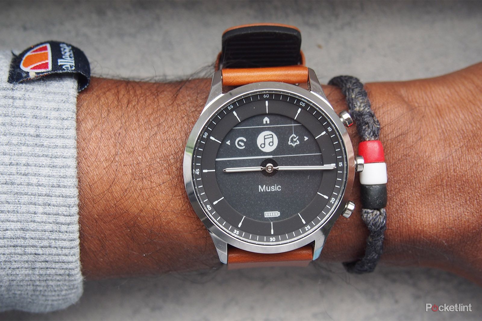 Skagen Jorn Hybrid HR review: Style over smarts