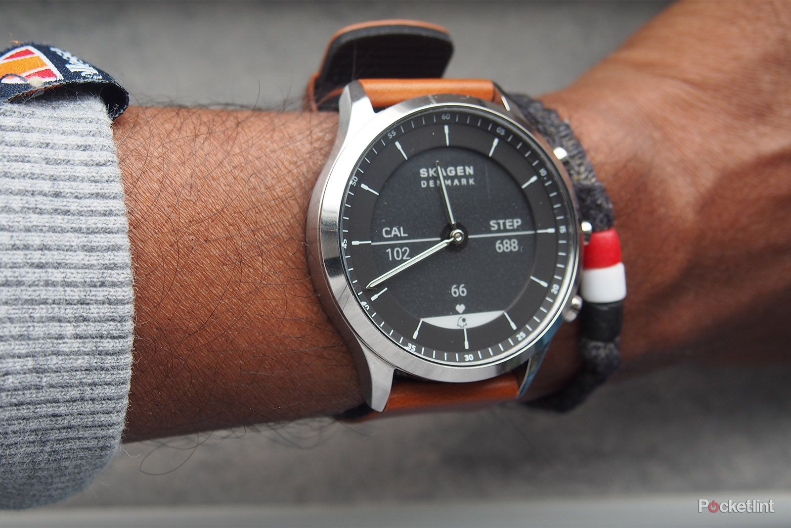 Skagen Jorn Hybrid HR review: Style over smarts