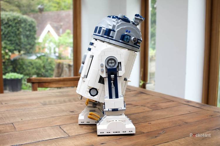 Lego's epic R2-D2 set built
