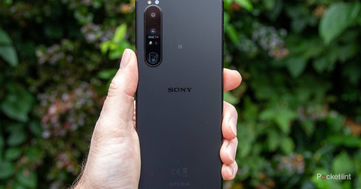 157886-phones-review-sony-