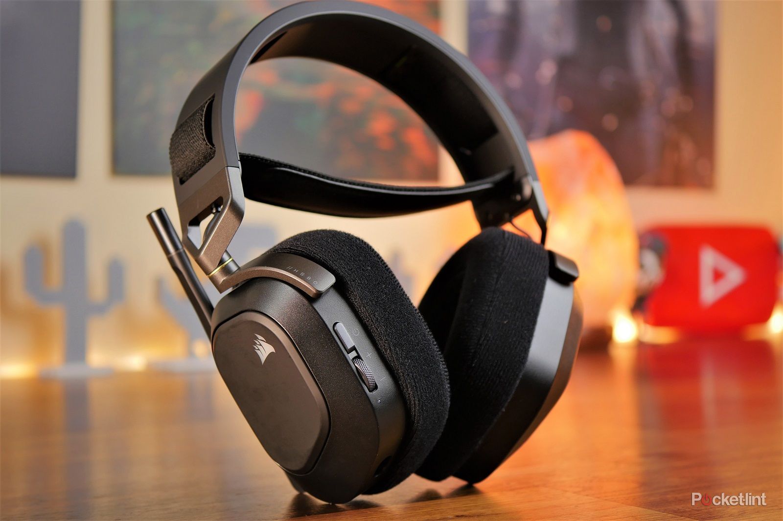 Corsair HS80 RGB Wireless review: The best gaming headset?