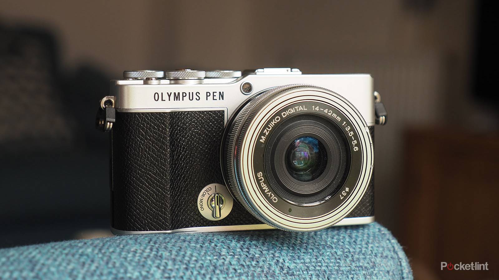 Olympus E-P7 review: All about that retro style