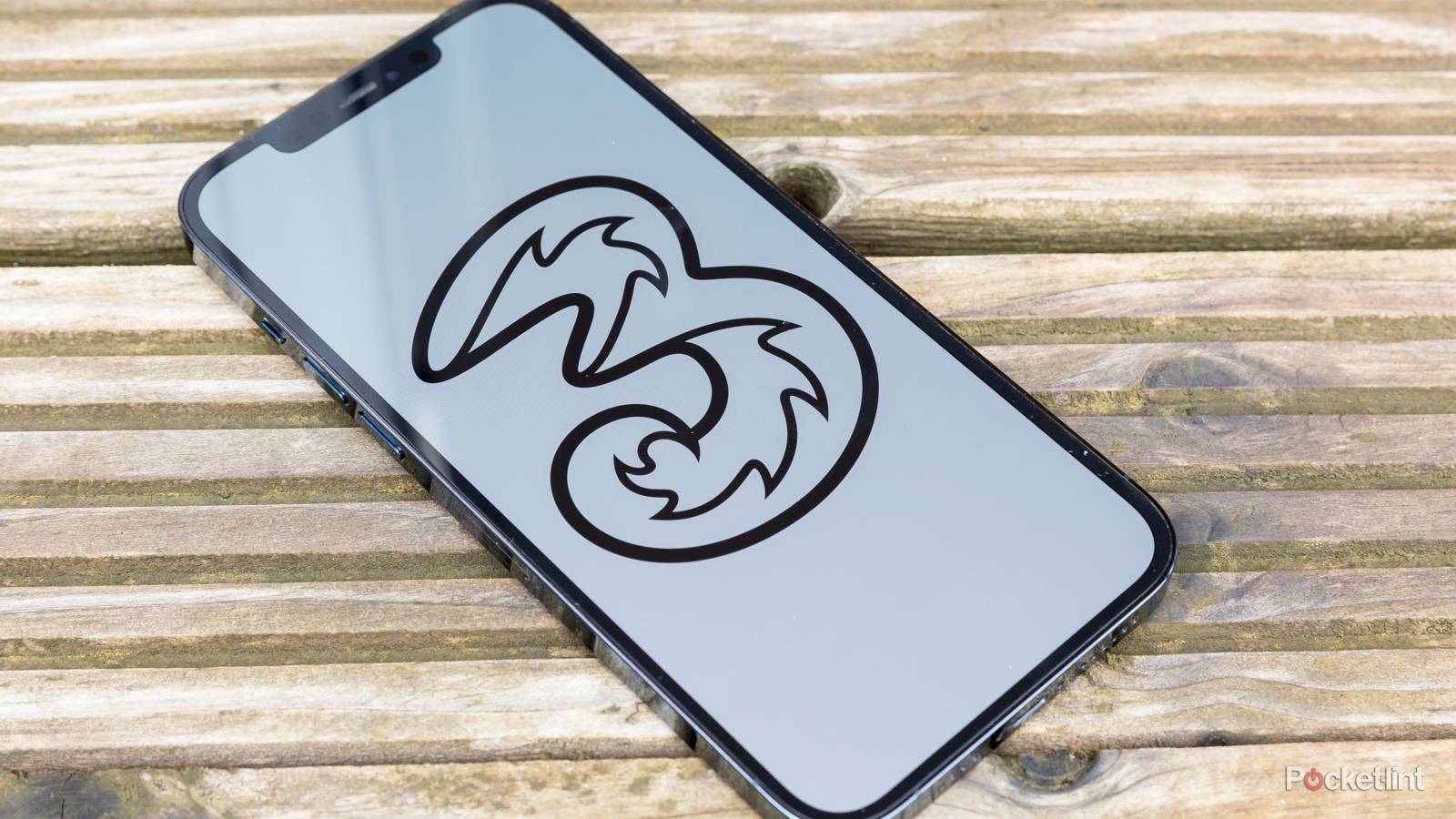Three Mobile loophole: Get free roaming for 2 years or more