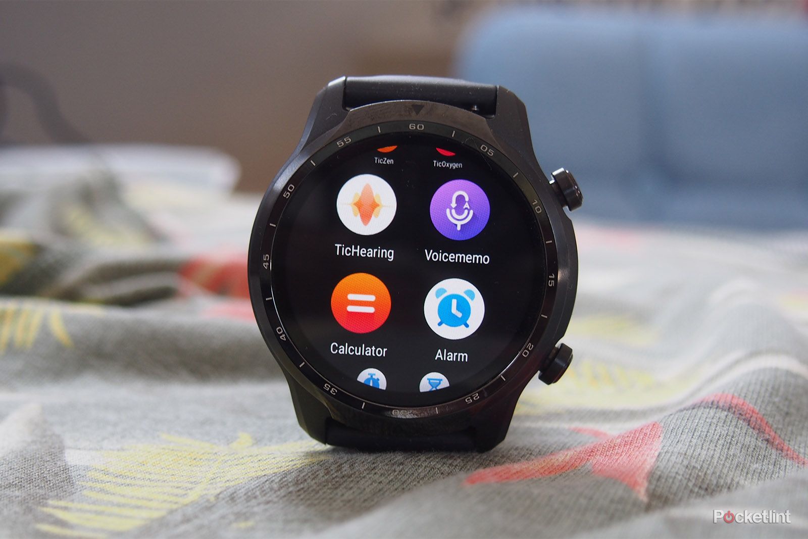 heev　ticwatch pro3 Review: TicWatch Pro 3 Ultra GPS smartwatch