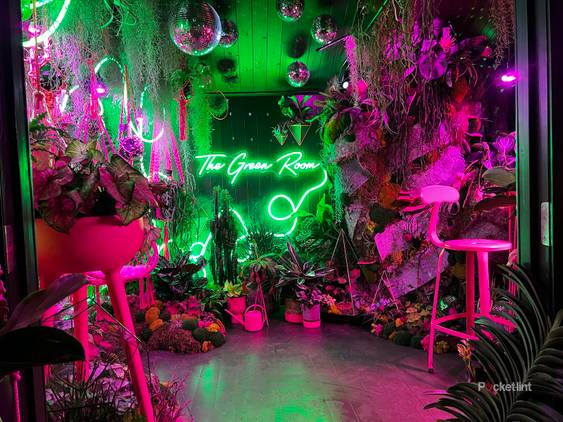 iPhone 13 Pro night mode shots photo 3