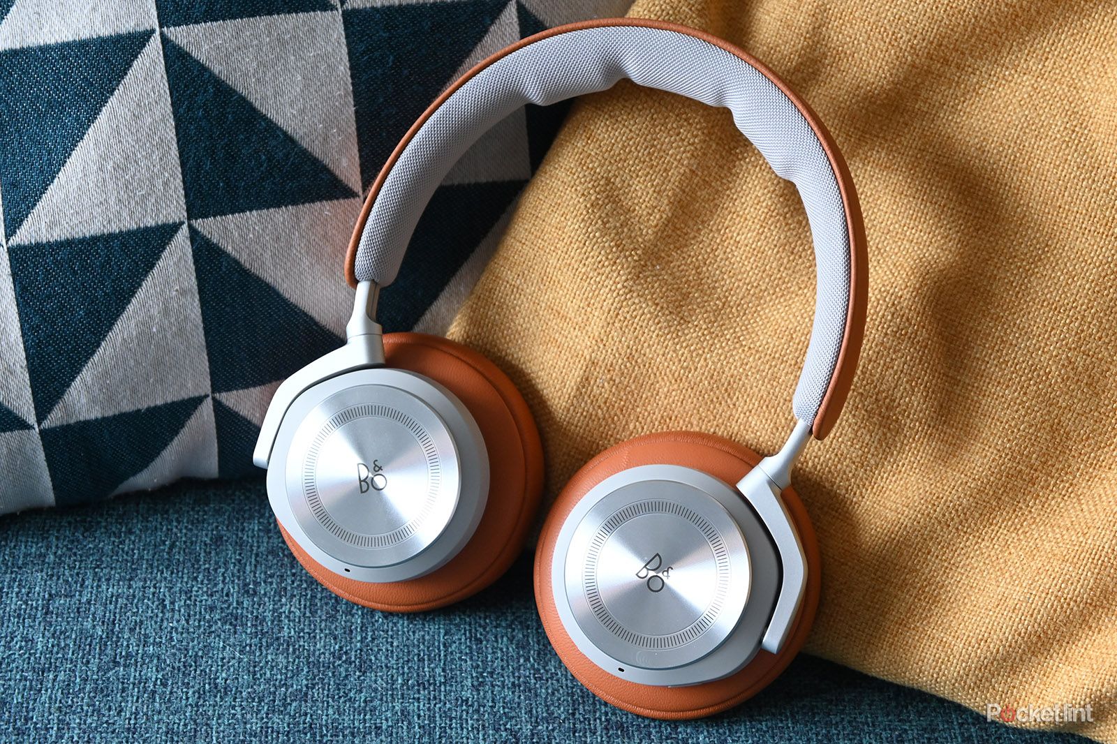 B&O Beoplay HX review: Prestigious yet pricey