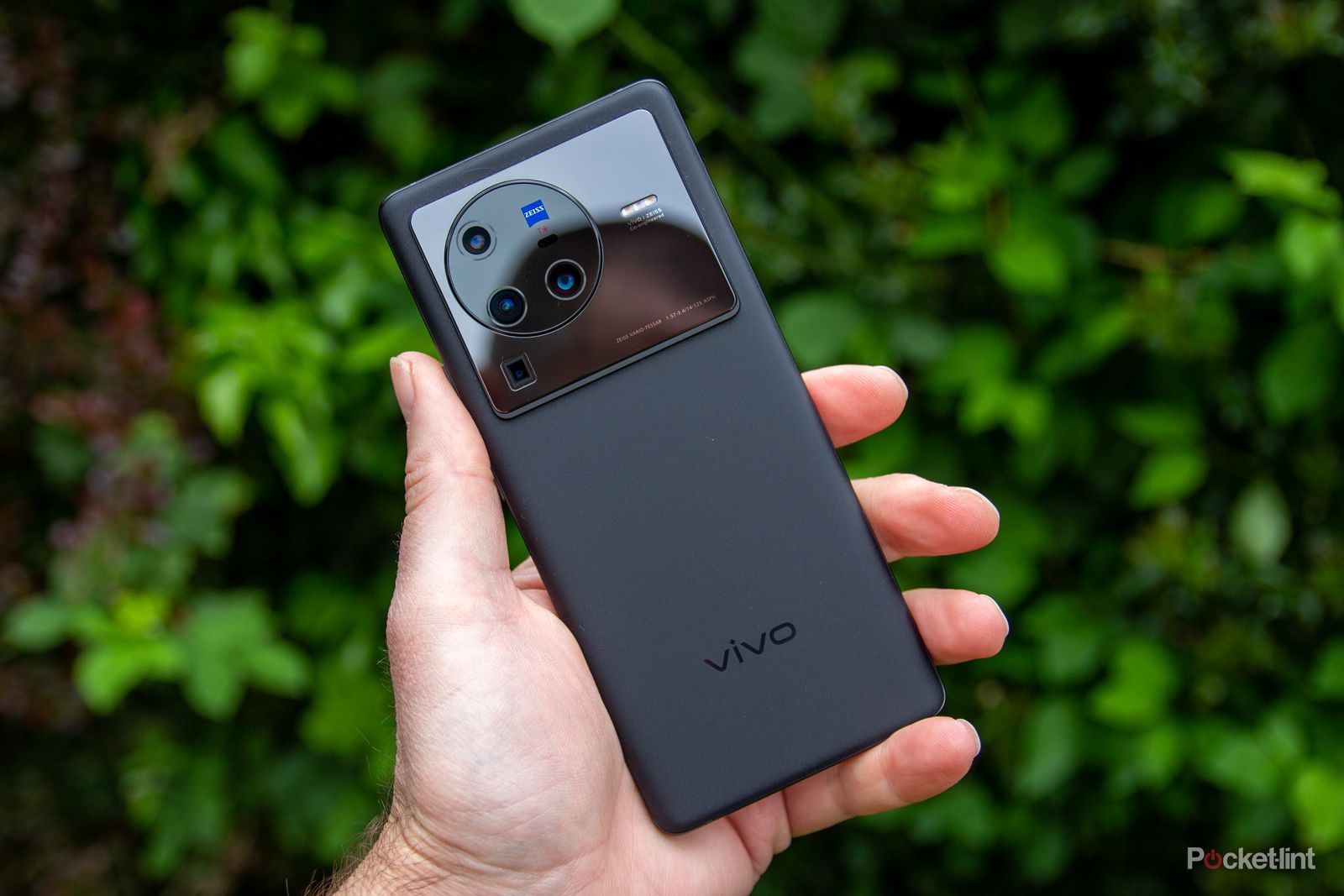 161147-phones-news-vivo-x80-