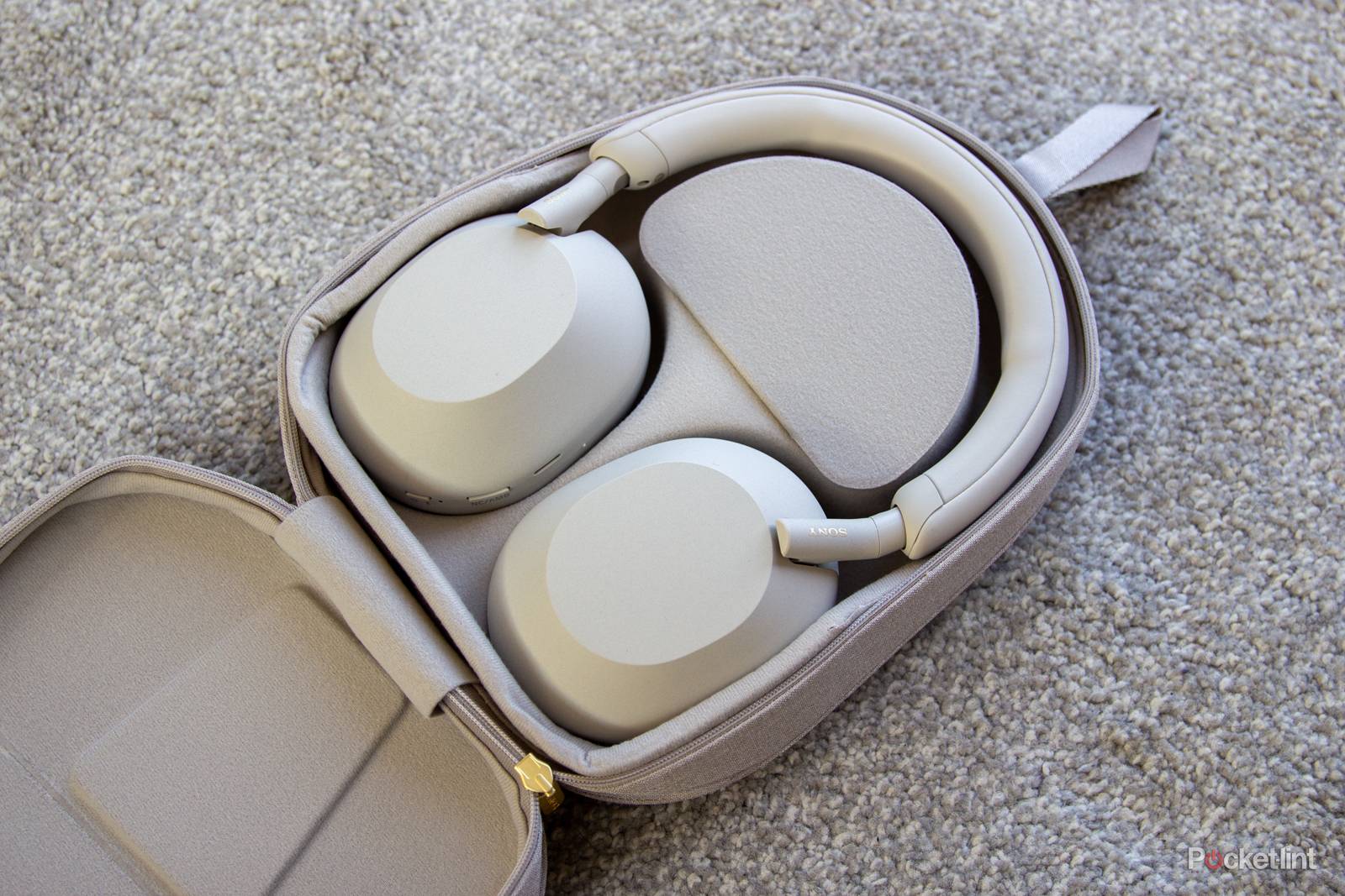 Best noise-cancelling headphones in 2024