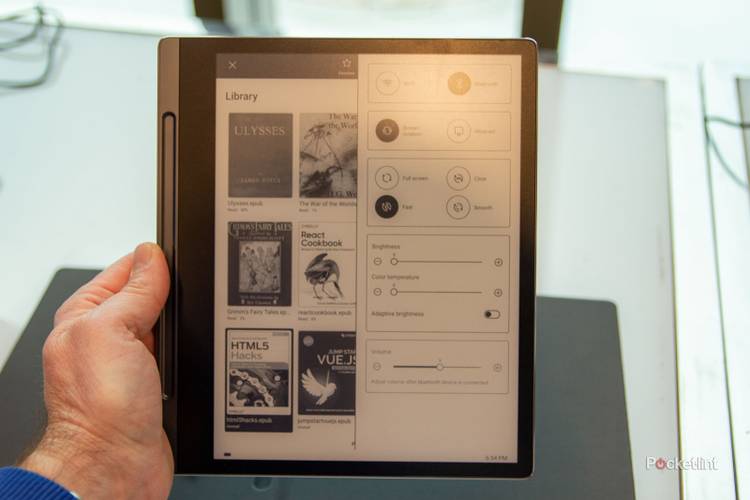 Lenovo Smart Paper initial review: Your next notebook?